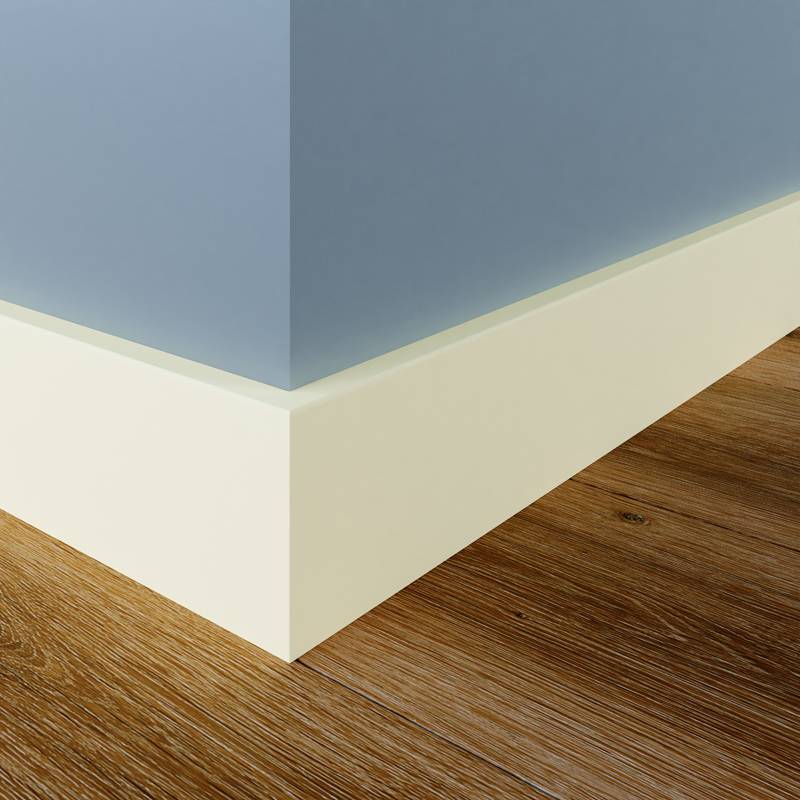 Gladde Plint - 15 x 90 mm - RAL 9010